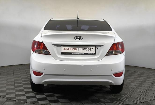 Hyundai Solaris I с пробегом 2013 года, цена 811 000 рублей, 121330 км, седан, Автокод Объявления