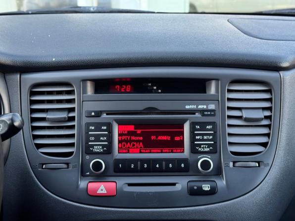 Kia Rio II Рестайлинг с пробегом 2010 года, цена 550 000 рублей, 104150 км, седан, Автокод Объявления