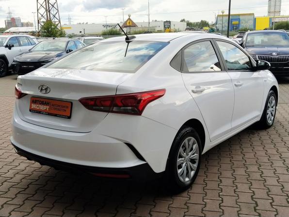Hyundai Solaris II Рестайлинг с пробегом 2021 года, цена 1 299 000 рублей, 108995 км, седан, Автокод Объявления