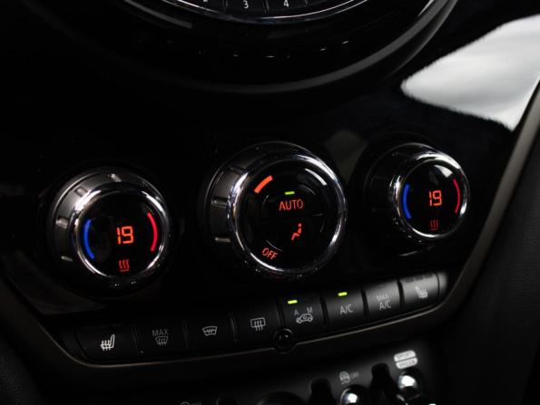 Mini Countryman II с пробегом 2018 года, цена 2 538 000 рублей, 145681 км, внедорожник, Автокод Объявления