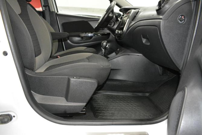 Renault Kaptur I с пробегом 2019 года, цена 1 649 000 рублей, 132000 км, внедорожник, Автокод Объявления