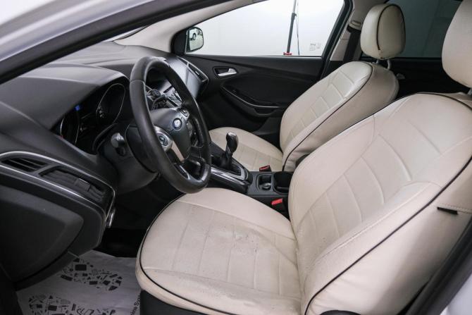 Ford Focus III с пробегом 2013 года, цена 799 000 рублей, 281685 км, хэтчбек, Автокод Объявления