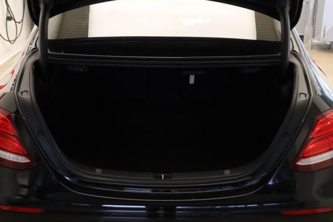 Mercedes-Benz E-Класс V (W213 S213 C238) с пробегом 2019 года, цена 2 895 000 рублей, 50800 км, седан, Автокод Объявления