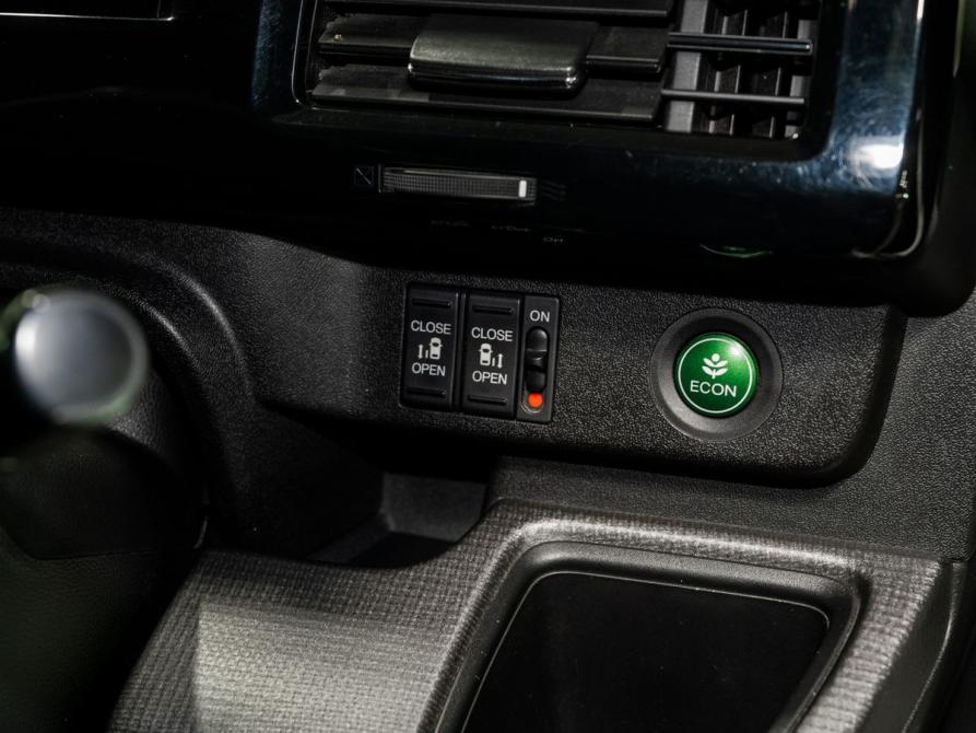 Honda Stepwgn V Чита  - изображение 15