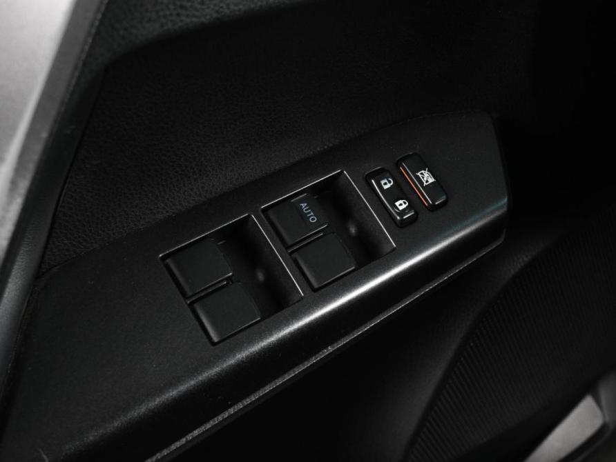 Toyota RAV4 IV (XA40) Рестайлинг Ростов-на-Дону  - изображение 15