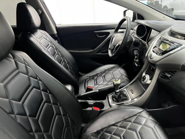 Hyundai Elantra V (MD) с пробегом 2012 года, цена 780 000 рублей, 267000 км, седан, Автокод Объявления