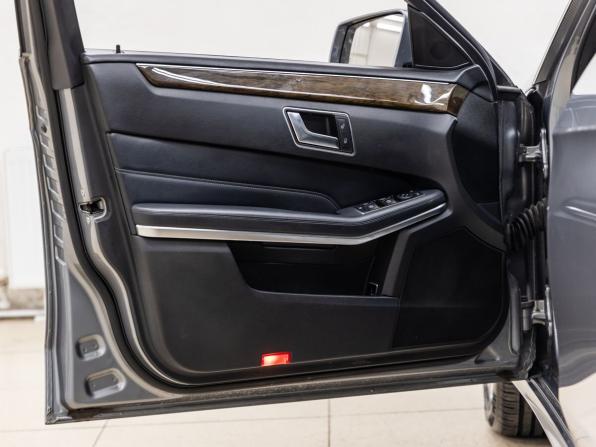 Mercedes-Benz E-Класс IV (W212 S212 C207) Рестайлинг с пробегом 2014 года, цена 1 709 000 рублей, 280585 км, седан, Автокод Объявления