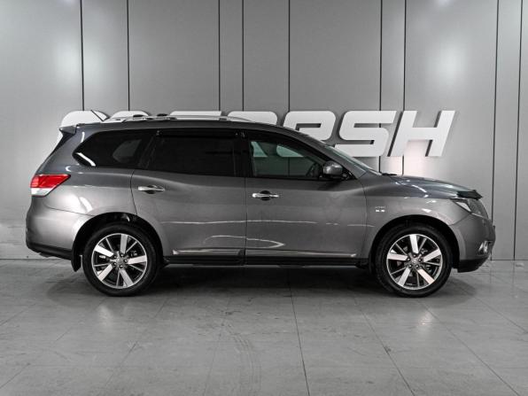 Nissan Pathfinder IV с пробегом 2015 года, цена 2 119 000 рублей, 134180 км, внедорожник, Автокод Объявления