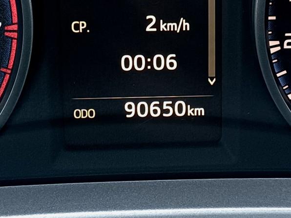 Toyota RAV4 IV (XA40) Рестайлинг с пробегом 2018 года, цена 2 579 000 рублей, 90649 км, внедорожник, Автокод Объявления