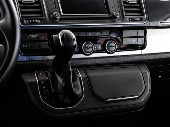 Volkswagen Caravelle T6 с пробегом 2019 года, цена 3 249 000 рублей, 133991 км, минивэн, Автокод Объявления