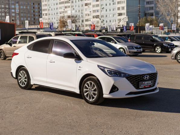 Hyundai Solaris II Рестайлинг с пробегом 2022 года, цена 1 459 000 рублей, 164532 км, седан, Автокод Объявления