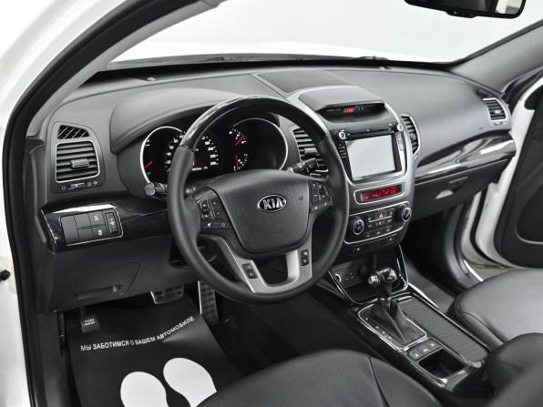 Kia Sorento II Рестайлинг с пробегом 2017 года, цена 1 849 000 рублей, 107000 км, внедорожник, Автокод Объявления