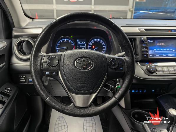 Toyota RAV4 IV (XA40) Рестайлинг с пробегом 2017 года, цена 2 378 000 рублей, 136000 км, внедорожник, Автокод Объявления