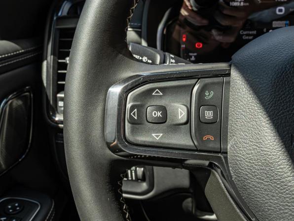 Ram 1500 V с пробегом 2023 года, цена 8 640 000 рублей, 17941 км, offers.body_type.unknown, Автокод Объявления