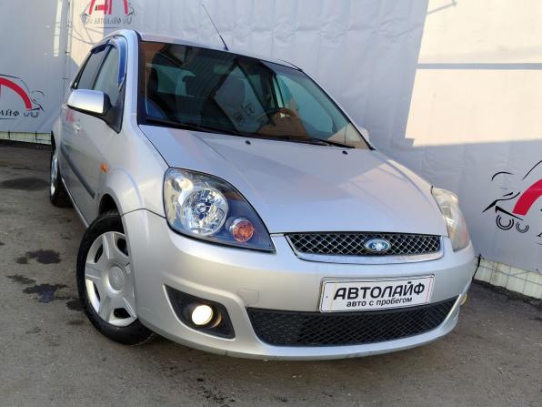 Ford Fiesta Mk5 с пробегом 2006 года, цена 359 000 рублей, 198397 км, хэтчбек, Автокод Объявления