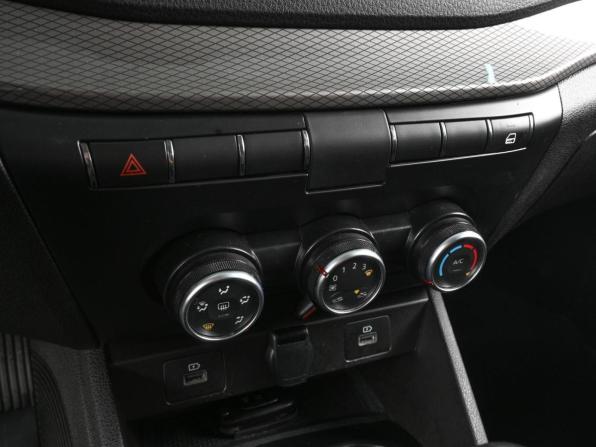 Lada (ВАЗ) Vesta I Рестайлинг (NG) с пробегом 2024 года, цена 1 140 000 рублей, 48075 км, седан, Автокод Объявления
