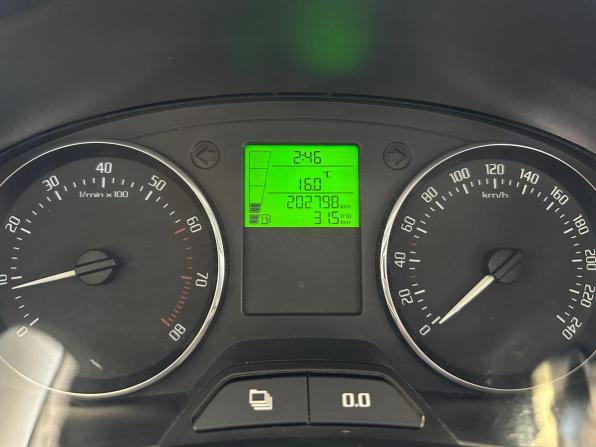 Skoda Fabia II Рестайлинг с пробегом 2012 года, цена 625 000 рублей, 202792 км, хэтчбек, Автокод Объявления