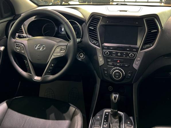 Hyundai Santa Fe III Рестайлинг с пробегом 2016 года, цена 2 060 000 рублей, 191257 км, внедорожник, Автокод Объявления