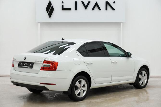 Skoda Octavia III (A7) Рестайлинг с пробегом 2017 года, цена 1 449 000 рублей, 113000 км, лифтбек, Автокод Объявления