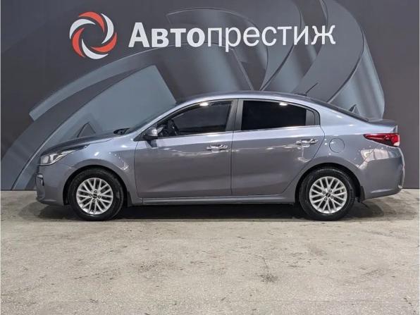 Kia Rio IV с пробегом 2018 года, цена 1 060 000 рублей, 176384 км, седан, Автокод Объявления