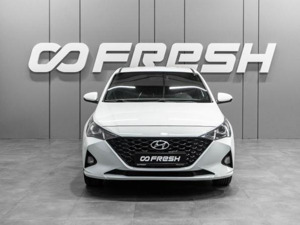 Hyundai Solaris II Рестайлинг с пробегом 2021 года, цена 1 619 000 рублей, 79230 км, седан, Автокод Объявления
