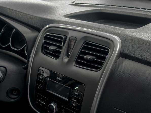 Renault Sandero II Рестайлинг с пробегом 2020 года, цена 1 279 900 рублей, 123226 км, хэтчбек, Автокод Объявления