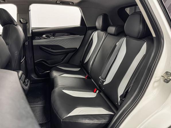 Geely Coolray I Рестайлинг с пробегом 2023 года, цена 1 999 000 рублей, 23211 км, внедорожник, Автокод Объявления