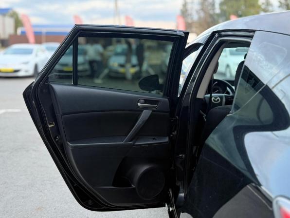 Mazda 3 II (BL) с пробегом 2011 года, цена 580 000 рублей, 374914 км, хэтчбек, Автокод Объявления