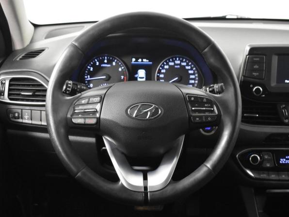 Hyundai i30 III с пробегом 2017 года, цена 1 199 900 рублей, 144276 км, хэтчбек, Автокод Объявления