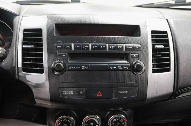 Mitsubishi Outlander II Рестайлинг с пробегом 2011 года, цена 1 149 000 рублей, 299000 км, внедорожник, Автокод Объявления