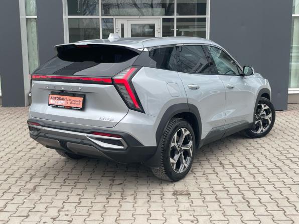Geely Atlas II с пробегом 2023 года, цена 2 729 000 рублей, 11000 км, внедорожник, Автокод Объявления