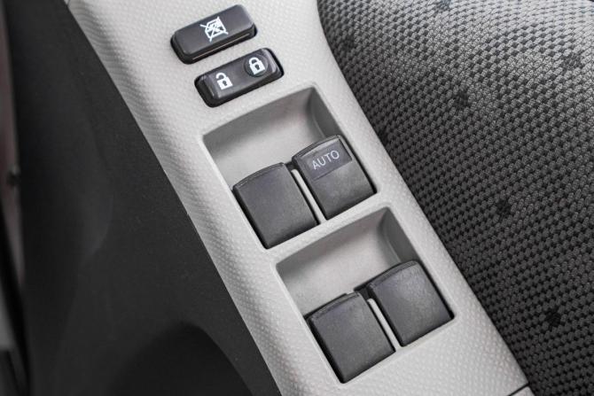 Toyota Vitz II (XP90) с пробегом 2010 года, цена 639 000 рублей, 174000 км, хэтчбек, Автокод Объявления