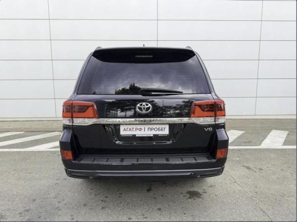 Toyota Land Cruiser 200 Series Рестайлинг 2 с пробегом 2016 года, цена 5 700 000 рублей, 122630 км, внедорожник, Автокод Объявления