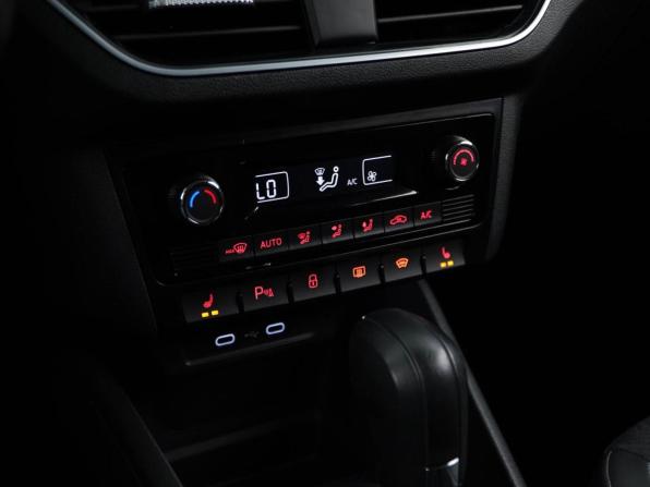 Volkswagen Polo VI с пробегом 2021 года, цена 1 785 444 рубля, 77025 км, лифтбек, Автокод Объявления