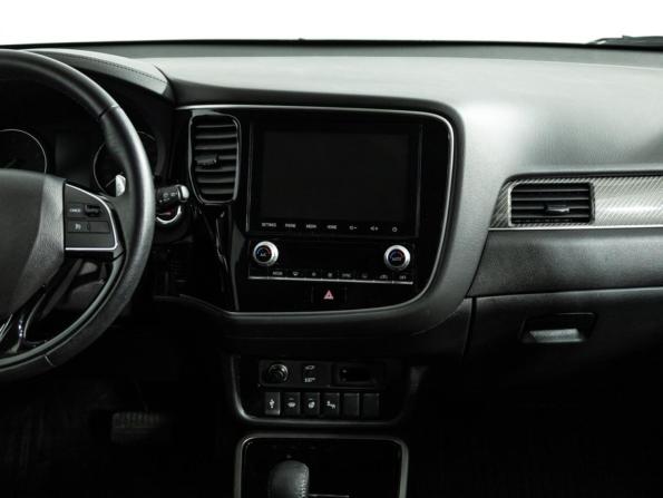 Mitsubishi Outlander III Рестайлинг 3 с пробегом 2021 года, цена 2 859 000 рублей, 67136 км, внедорожник, Автокод Объявления