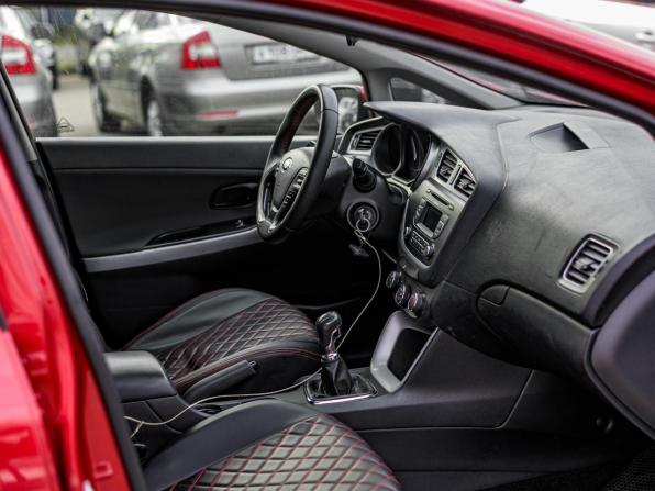 Kia Ceed II с пробегом 2013 года, цена 780 000 рублей, 235158 км, хэтчбек, Автокод Объявления