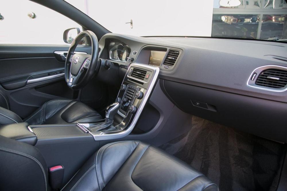 Volvo S60 II Рестайлинг Иркутск  - изображение 30