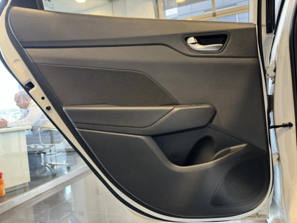 Hyundai Solaris II Рестайлинг с пробегом 2022 года, цена 1 819 000 рублей, 50905 км, седан, Автокод Объявления