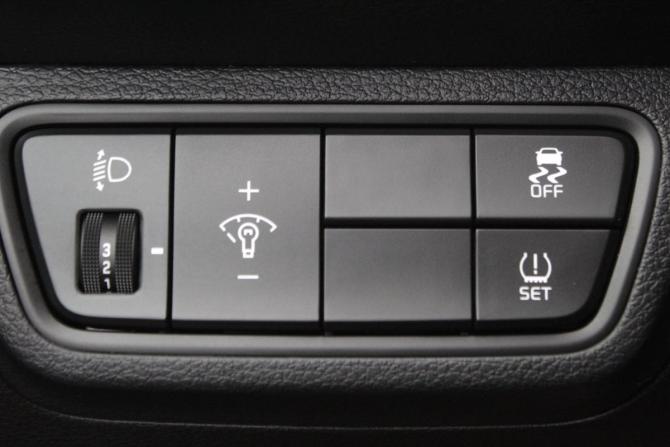 Kia Cerato IV Рестайлинг с пробегом 2021 года, цена 2 395 000 рублей, 45497 км, седан, Автокод Объявления