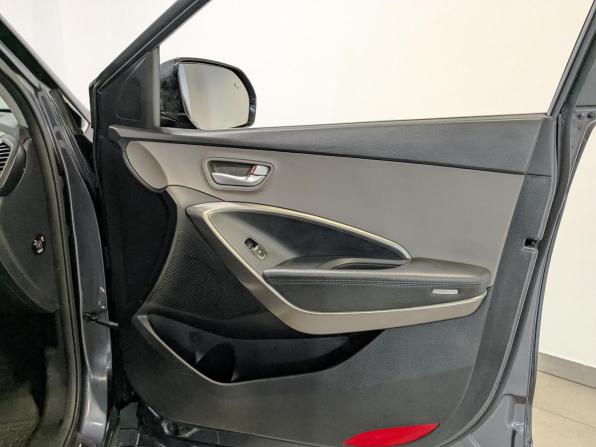 Hyundai Santa Fe III Рестайлинг с пробегом 2015 года, цена 1 850 000 рублей, 177421 км, внедорожник, Автокод Объявления
