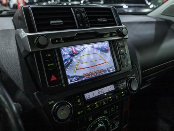 Toyota Land Cruiser Prado 150 Series Рестайлинг 1 с пробегом 2013 года, цена 2 999 000 рублей, 219150 км, внедорожник, Автокод Объявления