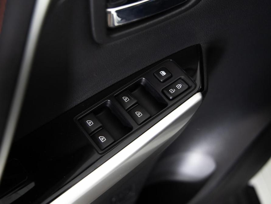 Mitsubishi Montero Sport III Рестайлинг Санкт-Петербург  - изображение 22