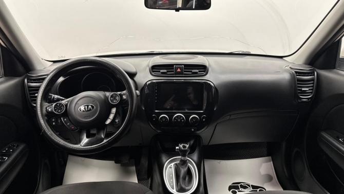 Kia Soul II Рестайлинг с пробегом 2017 года, цена 1 160 000 рублей, 205000 км, хэтчбек, Автокод Объявления