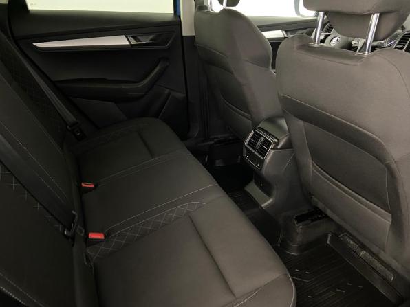 Skoda Karoq I с пробегом 2021 года, цена 2 299 000 рублей, 131217 км, внедорожник, Автокод Объявления