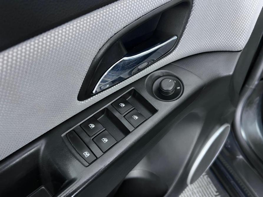 Chevrolet Cruze I Рестайлинг Ростов-на-Дону  - изображение 16