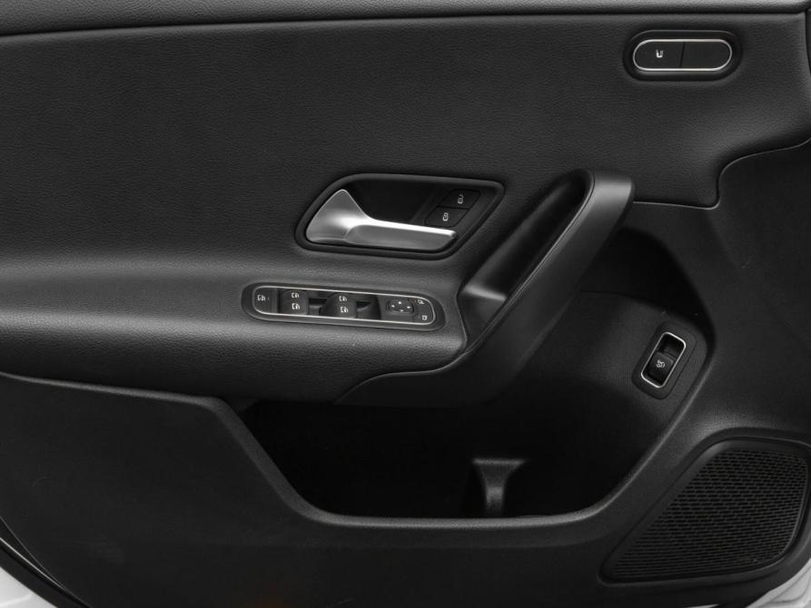 Mercedes-Benz A-Класс IV (W177) Москва  - изображение 13