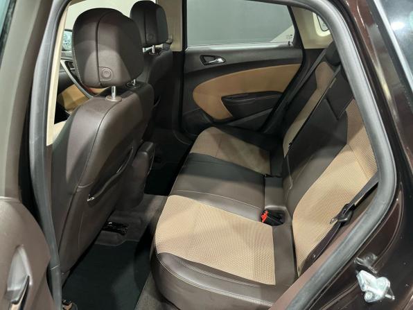 Opel Astra J Рестайлинг с пробегом 2015 года, цена 875 000 рублей, 132470 км, хэтчбек, Автокод Объявления