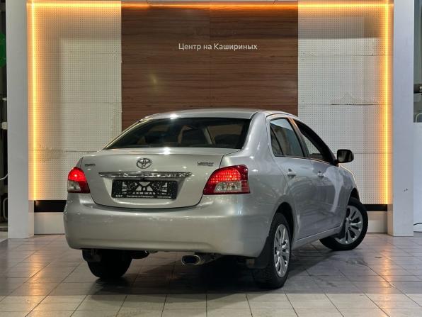 Toyota Yaris II с пробегом 2007 года, цена 599 900 рублей, 200212 км, седан, Автокод Объявления