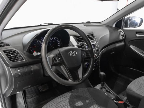 Hyundai Solaris I Рестайлинг с пробегом 2015 года, цена 1 160 000 рублей, 95085 км, седан, Автокод Объявления