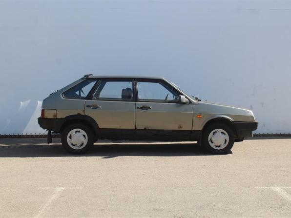 Lada (ВАЗ) 2109 с пробегом 2001 года, цена 65 000 рублей, 293000 км, хэтчбек, Автокод Объявления